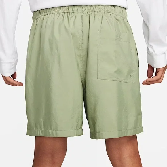 Nike Men’s Standard Fit Shorts – Green - Picture 2 of 6
